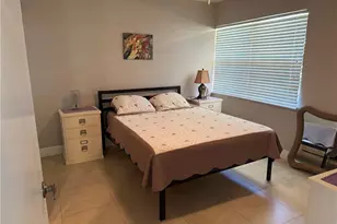 1085 Forest Lakes Dr, Naples, FL 34105 - Photo 8