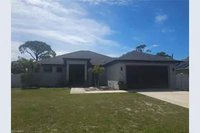 4575 Catalina Ln, Bonita Springs, FL 34134 - Photo 2