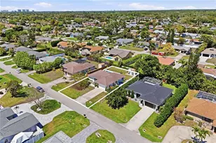 157 Willoughby Dr, Naples, FL 34110 - Photo 8