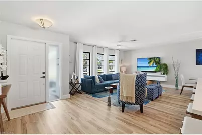 157 Willoughby Dr, Naples, FL 34110 - Photo 2