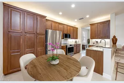 6510 Monterey Pt #204, Naples, FL 34105 - Photo 12