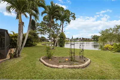 1324 Monarch Cir, Naples, FL 34116 - Photo 20