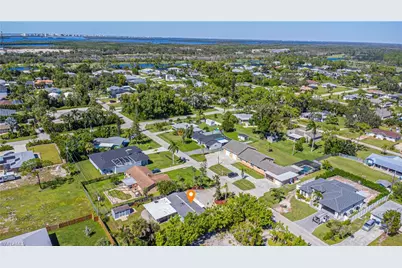 4567 San Antonio Ln, Bonita Springs, FL 34134 - Photo 32