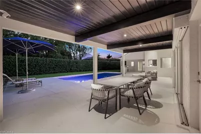 812 Tallow Tree Ct, Naples, FL 34108 - Photo 18