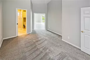 6721 Sloane Pl, Naples, FL 34104 - Photo 12