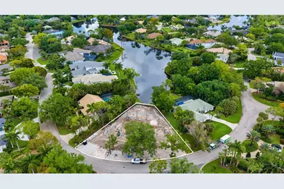 3818 Woodlake Dr, Bonita Springs, FL 34134 - Photo 2