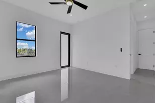 380 Cratsley Ave S, Lehigh Acres, FL 33974 - Photo 12