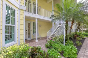 281 4th St S, Naples, FL 34102 - Photo 2