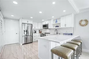 2150 Gulf Shore Blvd N, Naples, FL 34102 - Photo 10