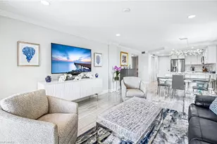 2150 Gulf Shore Blvd N, Naples, FL 34102 - Photo 6