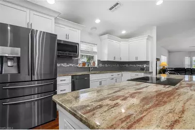 7749 Victoria Cove Ct, Fort Myers, FL 33908 - Photo 4