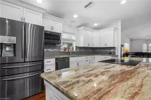 7749 Victoria Cove Ct, Fort Myers, FL 33908 - Photo 4