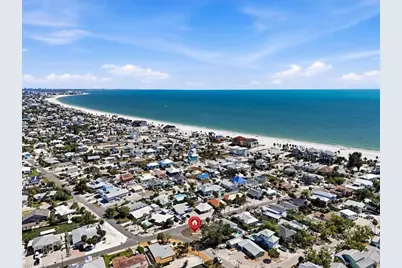 245 Madison Ct, Fort Myers Beach, FL 33931 - Photo 10