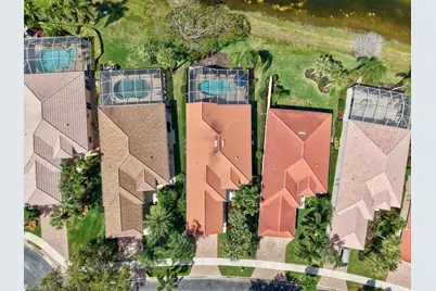 14760 Donatello Ct, Bonita Springs, FL 34135 - Photo 6