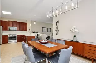 10025 Heather Ln, Naples, FL 34119 - Photo 12