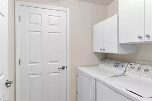 3169 Aviamar Cir, Naples, FL 34114 - Photo 20