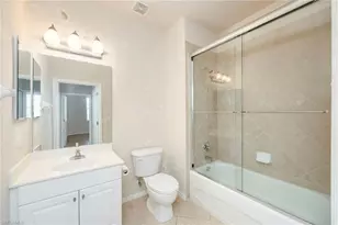 4884 Hampshire Ct, Naples, FL 34112 - Photo 18