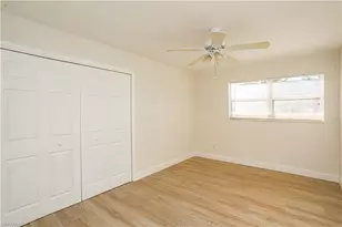 521 96th Ave N, Naples, FL 34108 - Photo 12