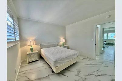 473 12th Ave S #B7, Naples, FL 34102 - Photo 4