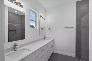 205 Australian Dr, Rotonda West, FL 33947 - Photo 22