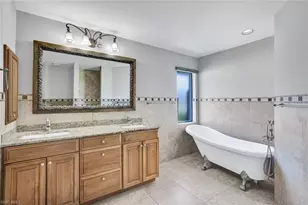 10631 Regent Cir, Naples, FL 34109 - Photo 10