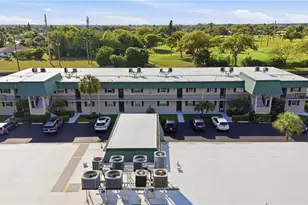 600 Valley Stream Dr, Naples, FL 34113 - Photo 2