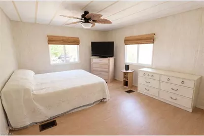 26110 Princess Ln, Bonita Springs, FL 34135 - Photo 14