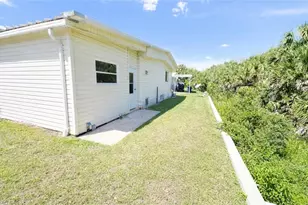 26110 Princess Ln, Bonita Springs, FL 34135 - Photo 22
