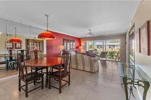 515 Gabriel Cir, Naples, FL 34104 - Photo 10