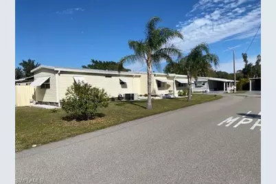 2727 Indianwood Dr, North Fort Myers, FL 33917 - Photo 2