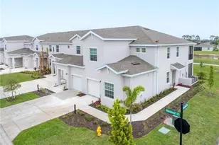 20570 Hazelnut Ct S, Lehigh Acres, FL 33936 - Photo 24