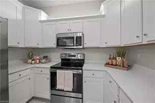 18763 Copperhead Ct N, Lehigh Acres, FL 33936 - Photo 6
