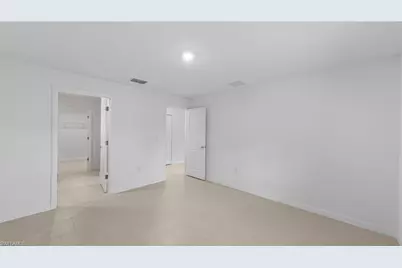 2604 52nd St SW, Lehigh Acres, FL 33976 - Photo 22