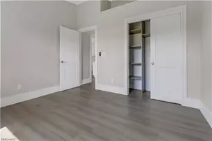 270 Madison Dr, Naples, FL 34110 - Photo 28