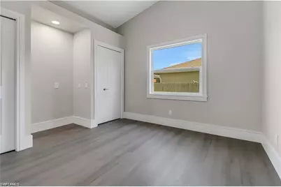 270 Madison Dr, Naples, FL 34110 - Photo 24