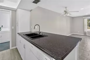 1413/1415 SE 23rd Pl, Cape Coral, FL 33990 - Photo 26