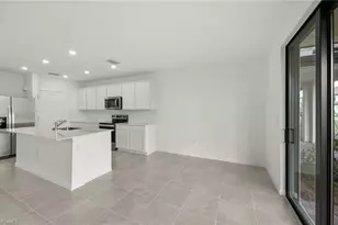 1562 Lake Jessup Cir, Cape Coral, FL 33909 - Photo 14