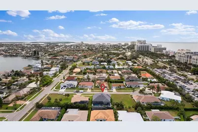 930 Sycamore Ct, Marco Island, FL 34145 - Photo 36