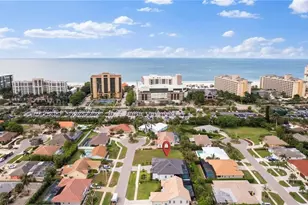 930 Sycamore Ct, Marco Island, FL 34145 - Photo 2