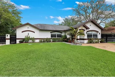 5140 17th Ct SW, Naples, FL 34116 - Photo 2