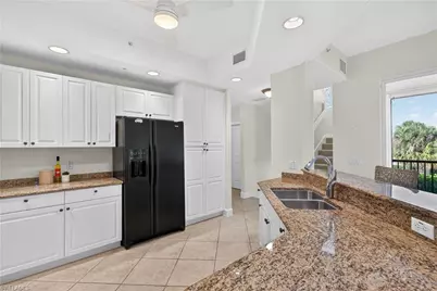 552 11th Ave S #4, Naples, FL 34102 - Photo 10