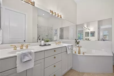 552 11th Ave S #4, Naples, FL 34102 - Photo 24