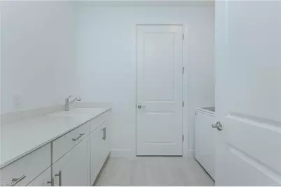 20167 Kingmont Dr, Estero, FL 33928 - Photo 18