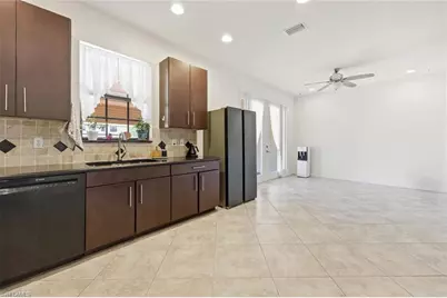7577 Bristol Cir, Naples, FL 34120 - Photo 12