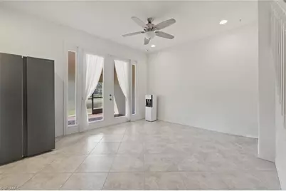 7577 Bristol Cir, Naples, FL 34120 - Photo 4