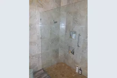 5267 Hawkesbury Way, Naples, FL 34119 - Photo 16