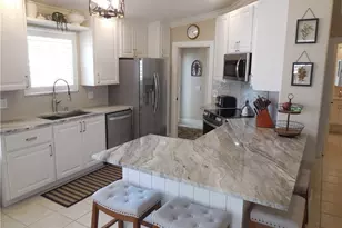 5441 Guadeloupe Way, Naples, FL 34119 - Photo 4