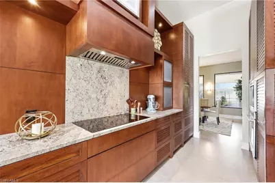 7902 Portofino Ct, Naples, FL 34114 - Photo 8