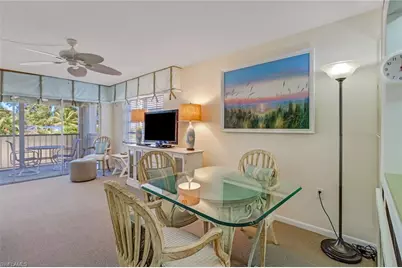 5 High Point Cir W #211, Naples, FL 34103 - Photo 10