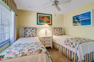 5 High Point Cir W, Naples, FL 34103 - Photo 12